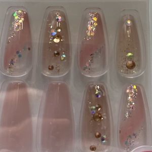 Meet your Posher, Veronica